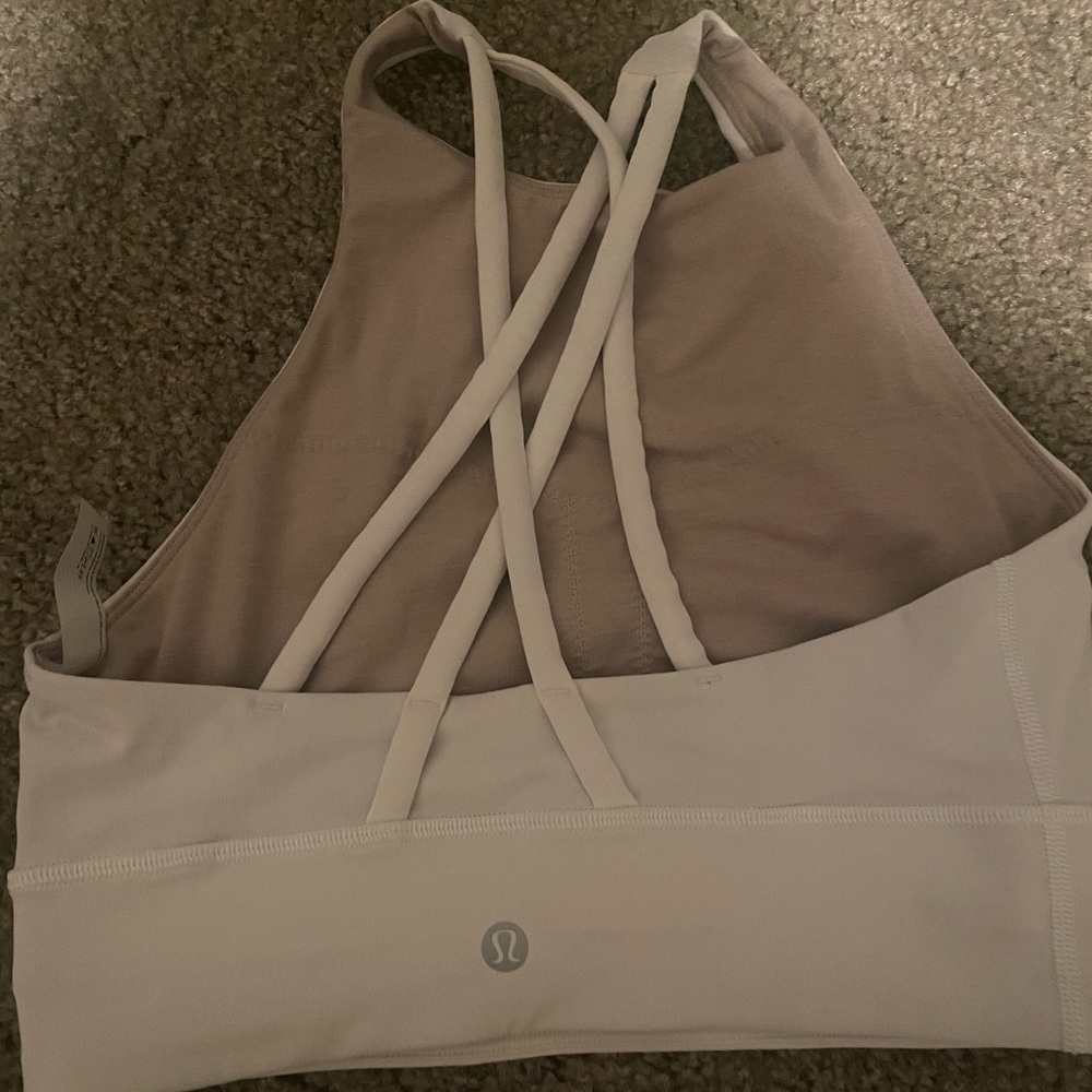 Lululemon sports bra
